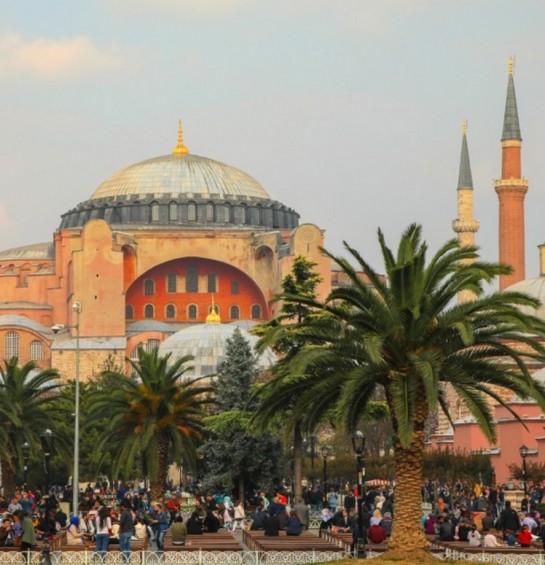 Путешествие в город на трех морях и двух континентах – многоликий Стамбул.